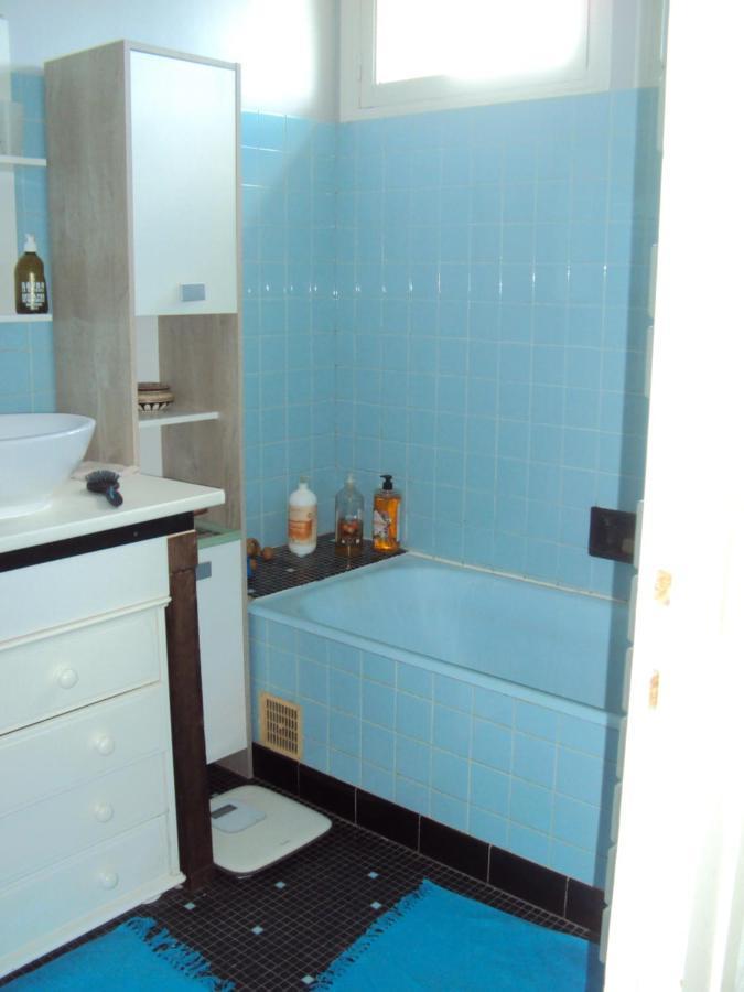 El Gato Negro Bed & Breakfast Монтиняк Екстериор снимка